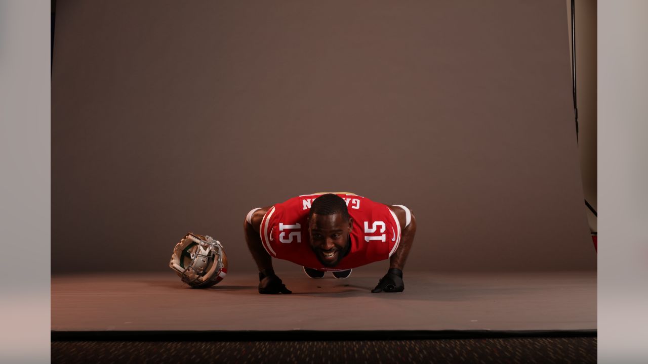 Behind the Scenes at 49ers 2018 Media Day