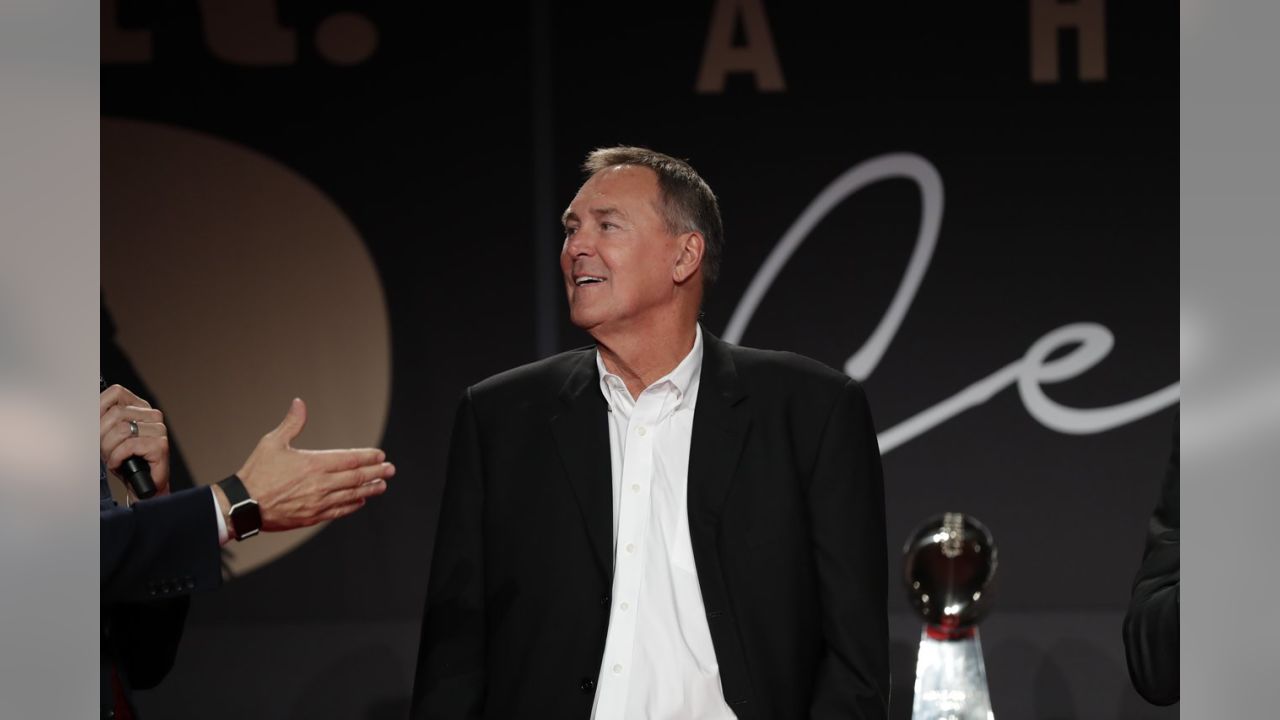 Joe Montana, Dwight Clark Reminisce about 'The Catch' during 49ers Alumni  Weekend