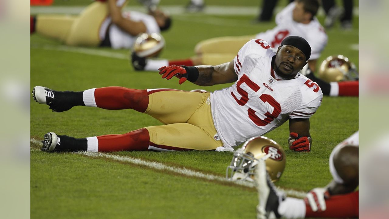 49ers lock up NaVorro Bowman through 2022 season with contract