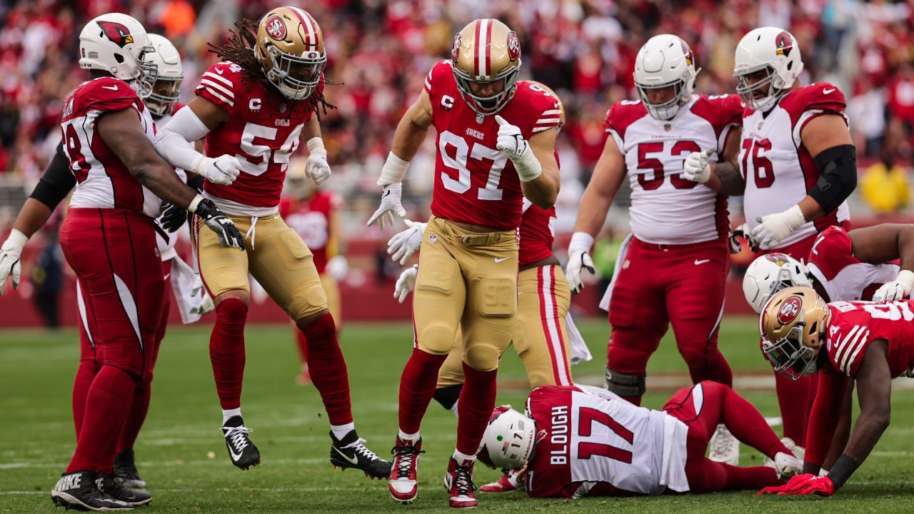 GAME PHOTOS: Week 18 - Cardinals At 49ers