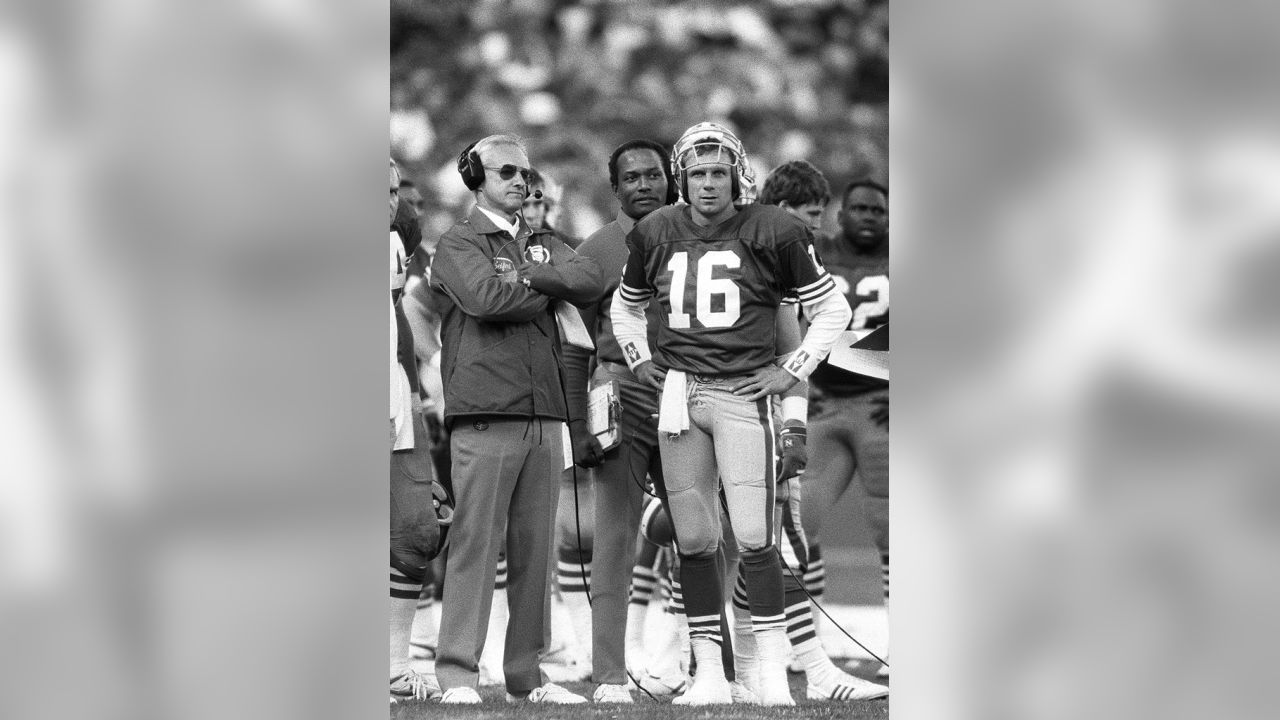 Joe Montana and Dan Marino will play one last game at Candlestick Park