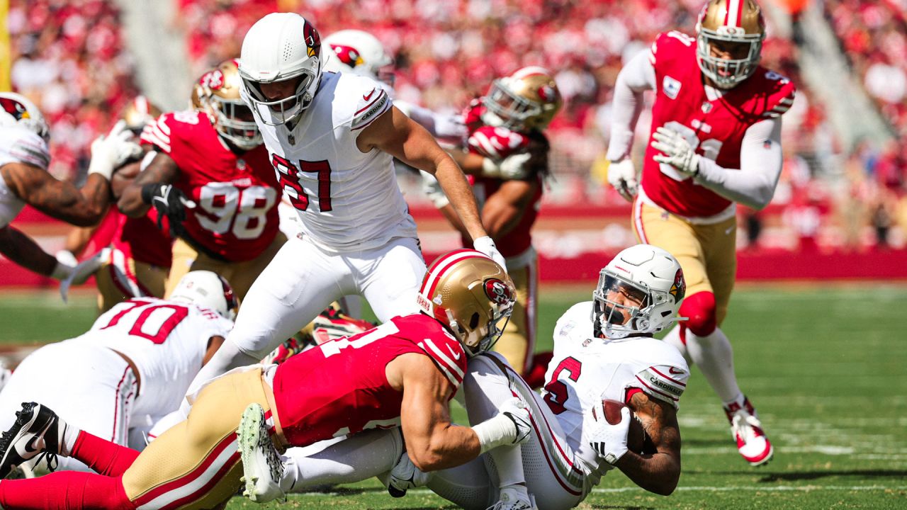 Arizona Cardinals Vs. San Francisco 49ers. Fans Support On NFL Game.  Silhouette Of Supporters, Big Screen With Two Rivals In Background. Stock  Photo, Picture and Royalty Free Image. Image 151160617.