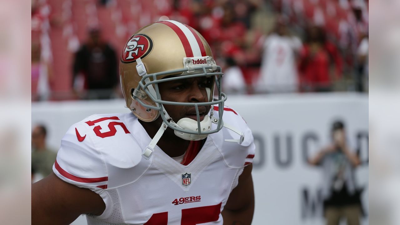 Top draft pick for the 49ers Michael Crabtree meets the media as the San  Francisco 49ers introduce their rookies for the 2009 season at the 49ers  headquarters in Santa Clara, Calif. on