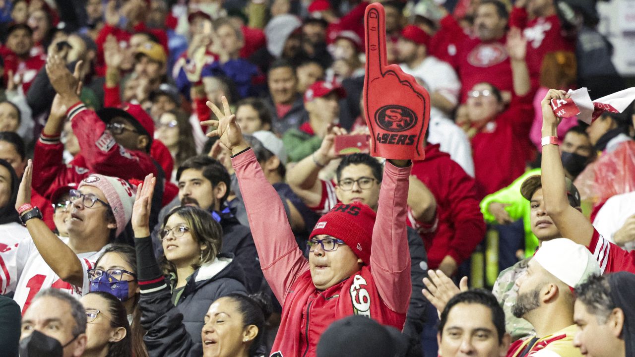 Report: 49ers' fans expected to make up 82 percent of crowd on Monday in  Mexico City - Niners Nation