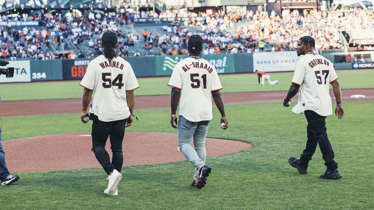 49ers Throw First Pitch at SF Giants Game