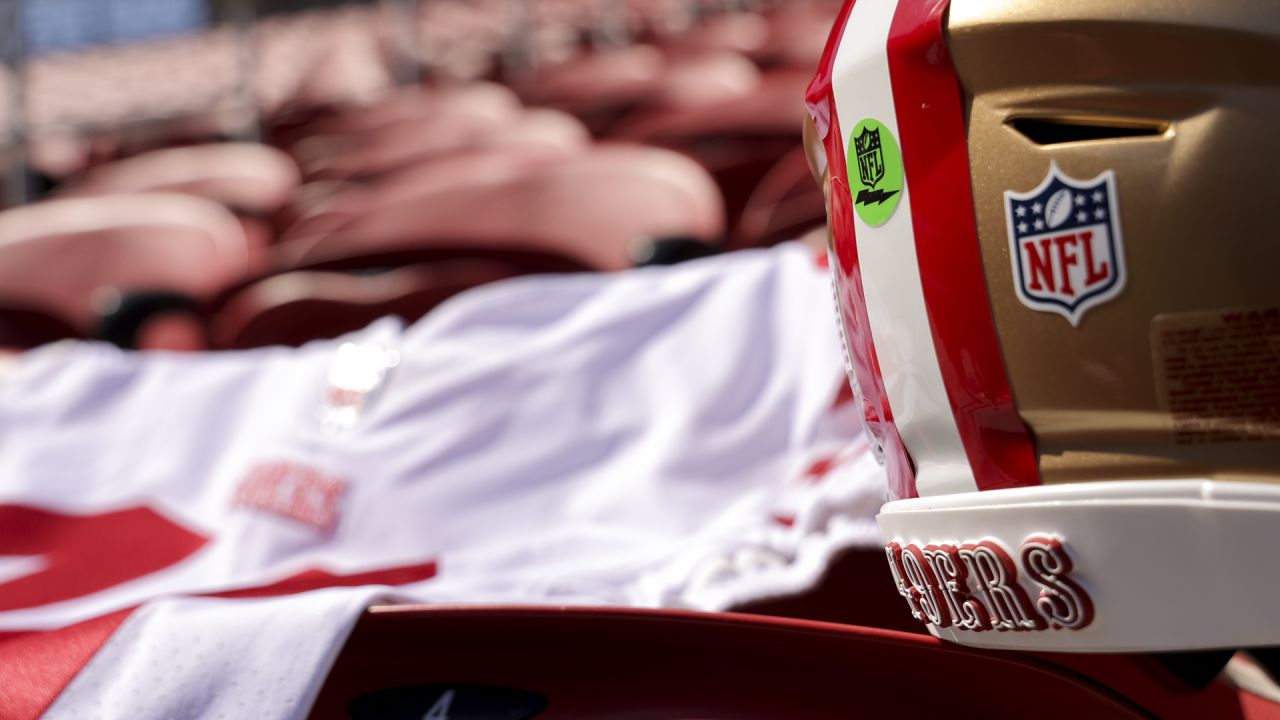 49ers Pay Homage to the Past with 2022 Jersey Unveiling