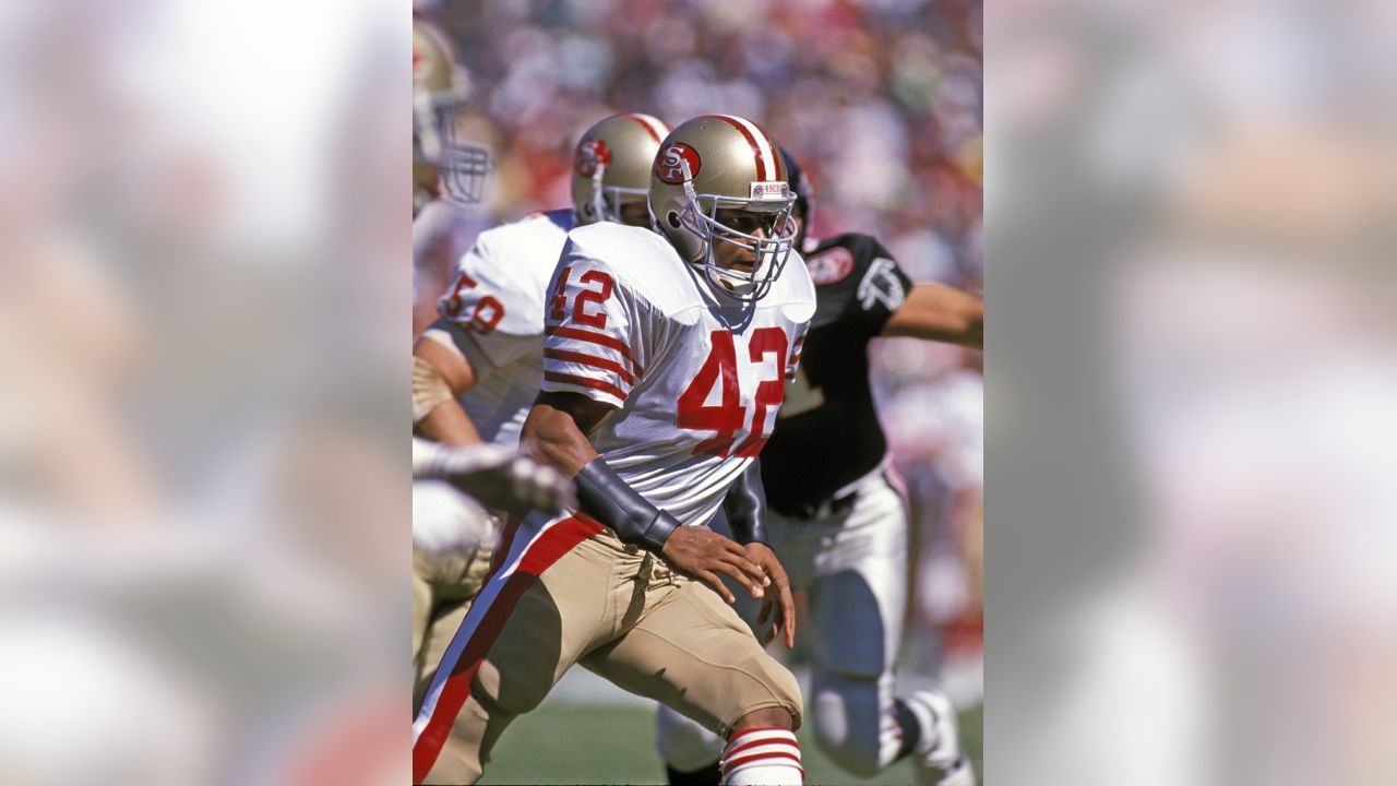 Rose Bowl Live: Ronnie Lott 6/6 @4PM  Rose Bowl Live: Ronnie Lott 6/6 @4PM  Join Us LIVE Saturday at 4PM for Rose Bowl Live with NFL Legend Ronnie Lott  w/ your