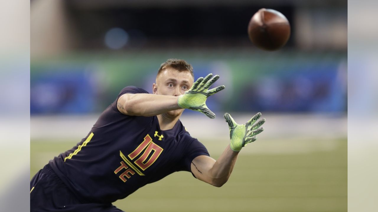 49ers Run Through Drills at the NFL Combine