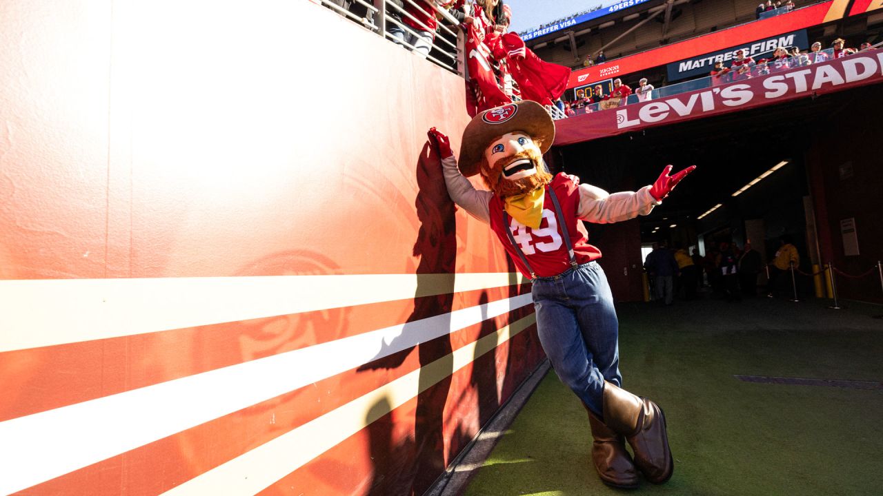 San Francisco 49ers - The Gold Rush, Sourdough Sam and Niner Noise