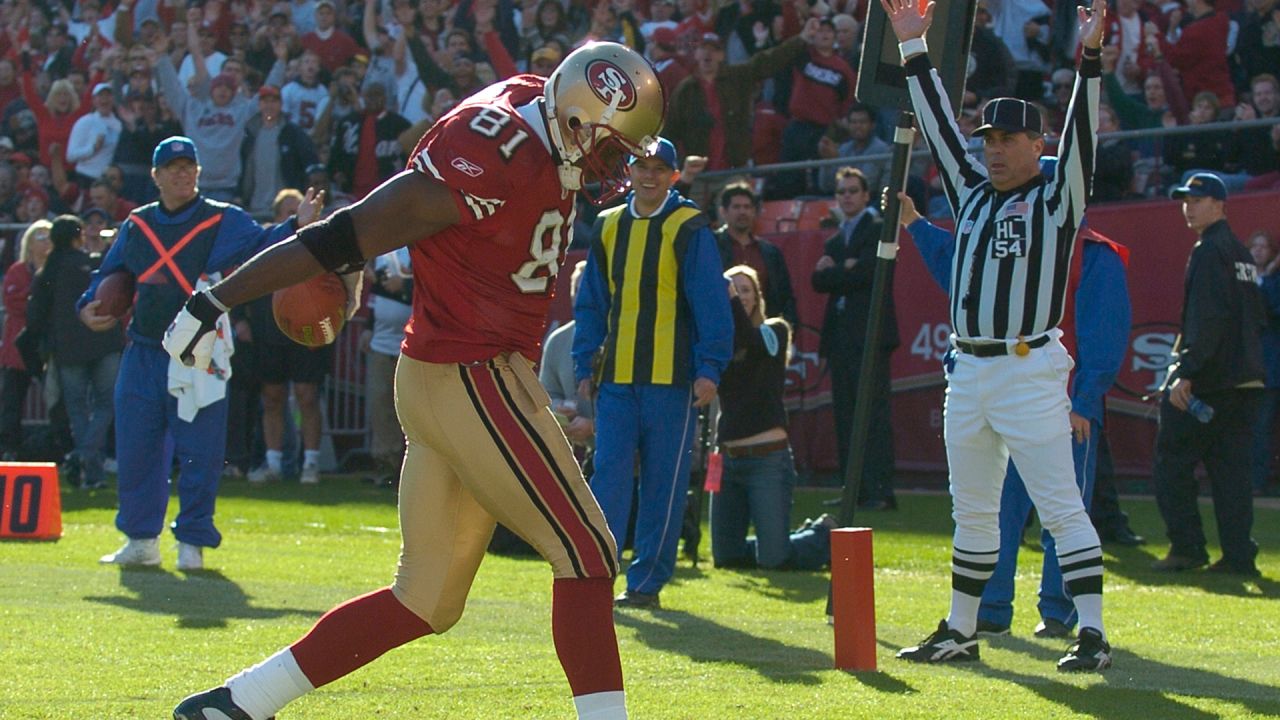 San Francisco 49ers Terrell Owens (81) and quarterback Jeff Garcia