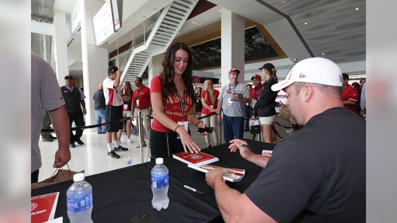 49ers Players Signing Autographs for the Faithful