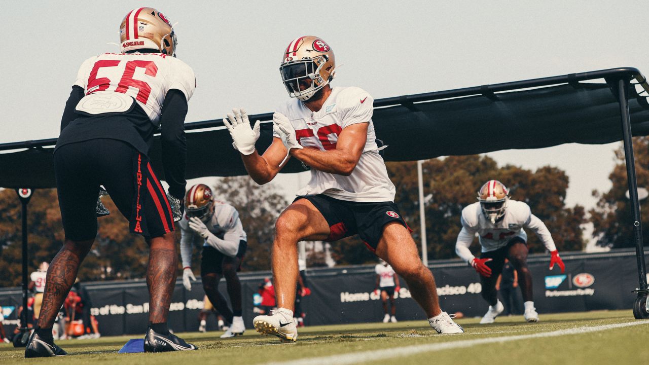 San Francisco 49ers wide receiver Tay Martin (83) runs with the ball during  the NFL football team's training camp in Santa Clara, Calif., Monday, Aug.  1, 2022. (AP Photo/Josie Lepe Stock Photo - Alamy