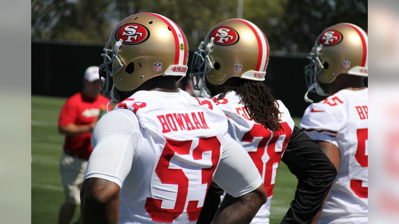 49ers training camp: After NaVorro Bowman injury, Patrick Willis at helm of  banged-up defense - Sports Illustrated