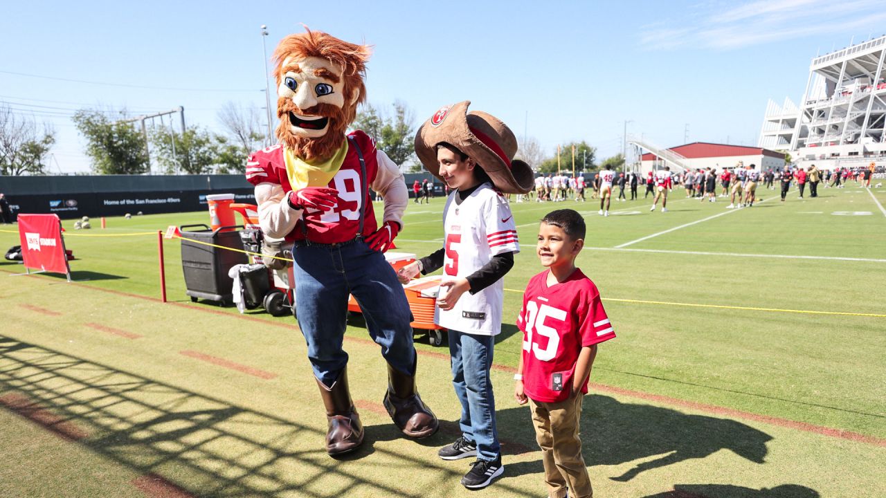 \ud83c\udfc8 Sourdough Sam Goes to Training Camp