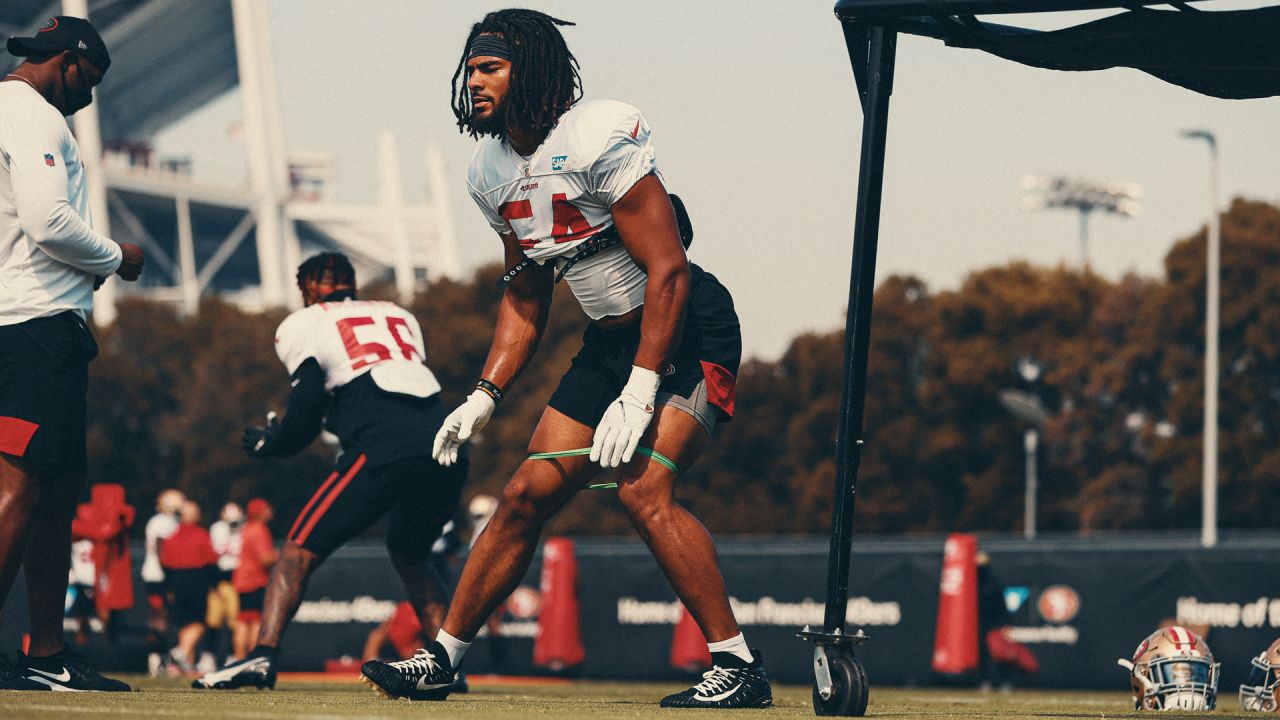 San Francisco 49ers wide receiver Tay Martin (83) runs with the ball during  the NFL football team's training camp in Santa Clara, Calif., Monday, Aug.  1, 2022. (AP Photo/Josie Lepe Stock Photo - Alamy