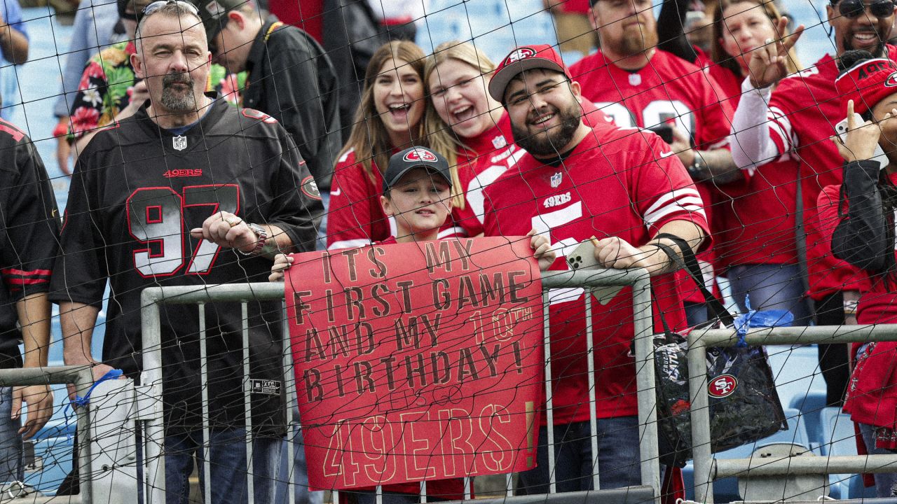 Disappointing': 49ers fans take over BofA Stadium as interest wanes for  losing Panthers