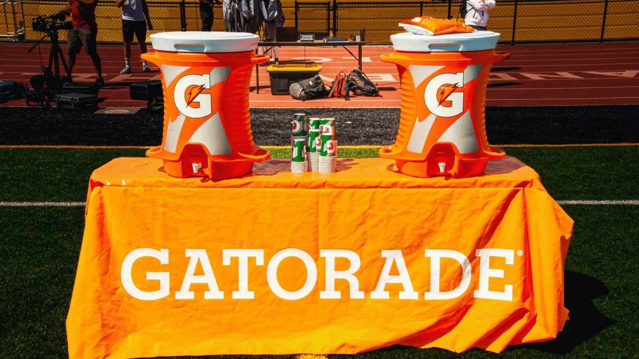 49ers PREP Hosts Girls Flag Football Skills Camp Powered by Gatorade