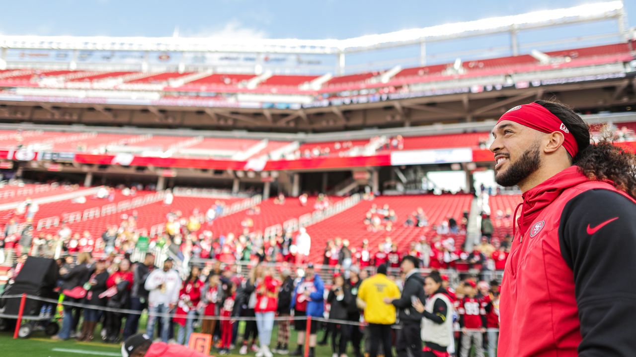 Charitybuzz: Tampa Bay Buccaneers vs. San Francisco 49ers Game Day Package  for 2 on December 15 at Raymond James Stadium