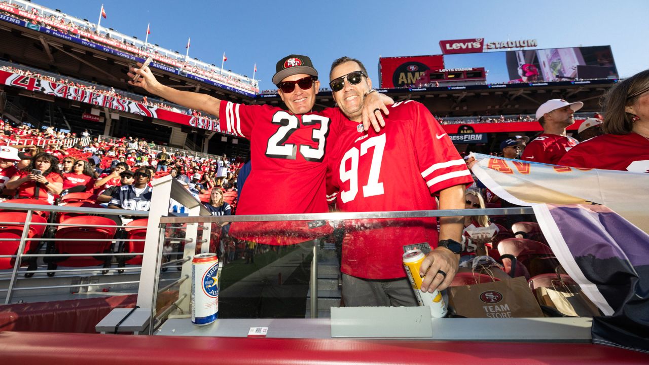 49ers fans TOOK OVER the Rams Stadium and painted it red 