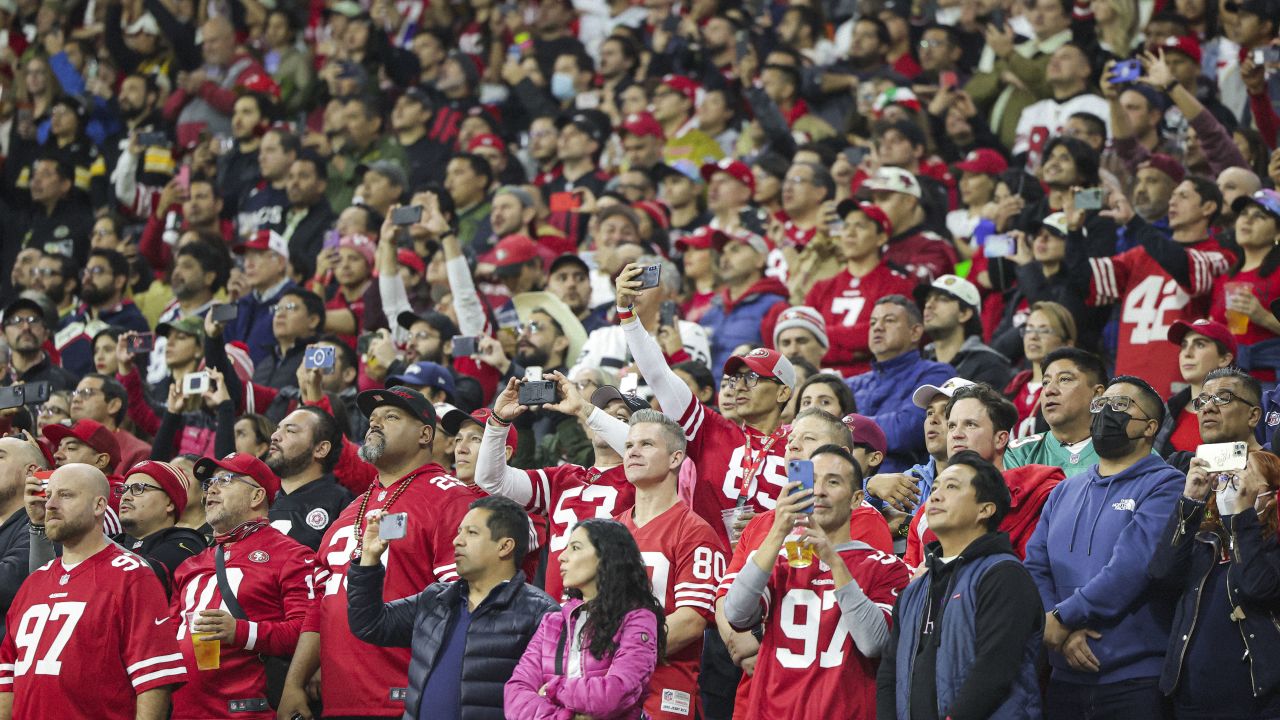 San Francisco 49ers on X: To celebrate #NationalComingOutDay, Faithful  gathered in the city to cheer on the 49ers at the #49ersPRIDE Watch Party.  Whether you are coming out or inviting in, the #