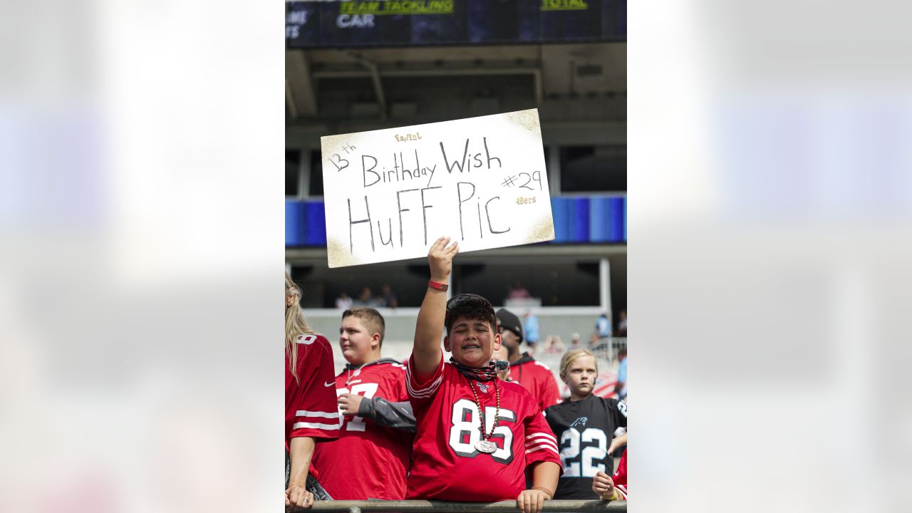 Disappointing': 49ers fans take over BofA Stadium as interest wanes for  losing Panthers