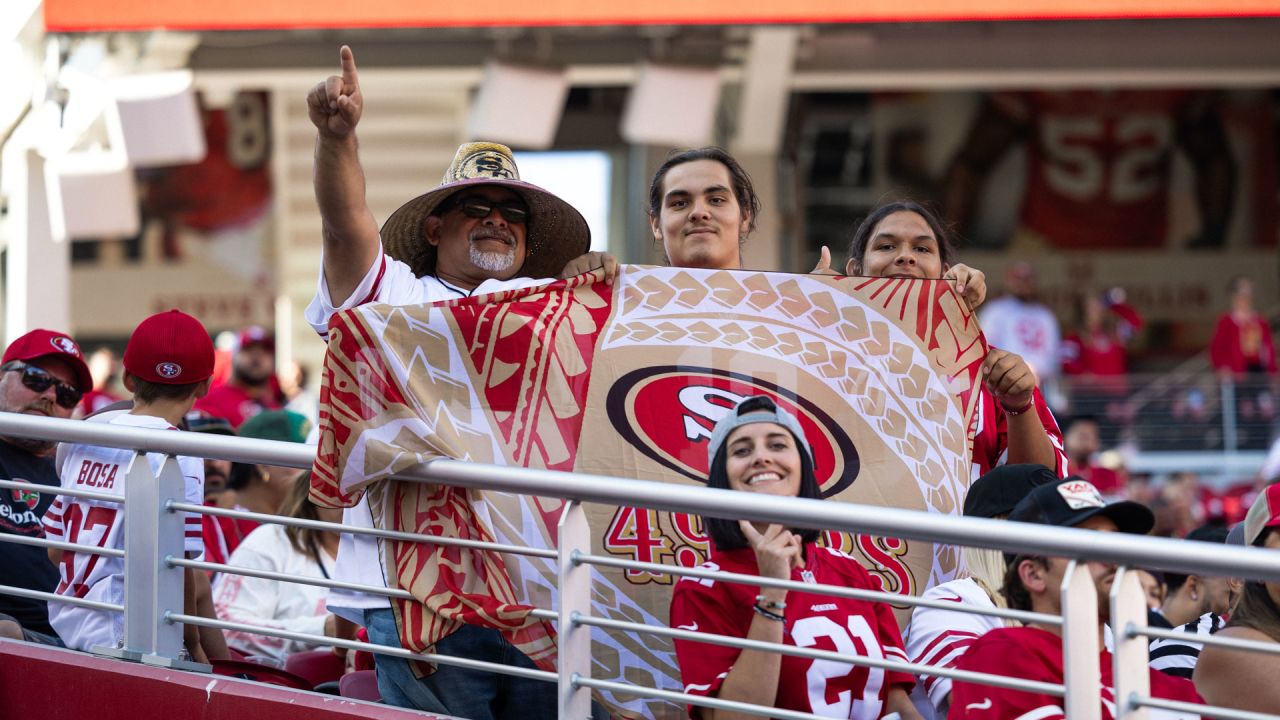 \ud83d\udce3 49ers Faithful Bring High Energy to Levi's\u00ae Stadium