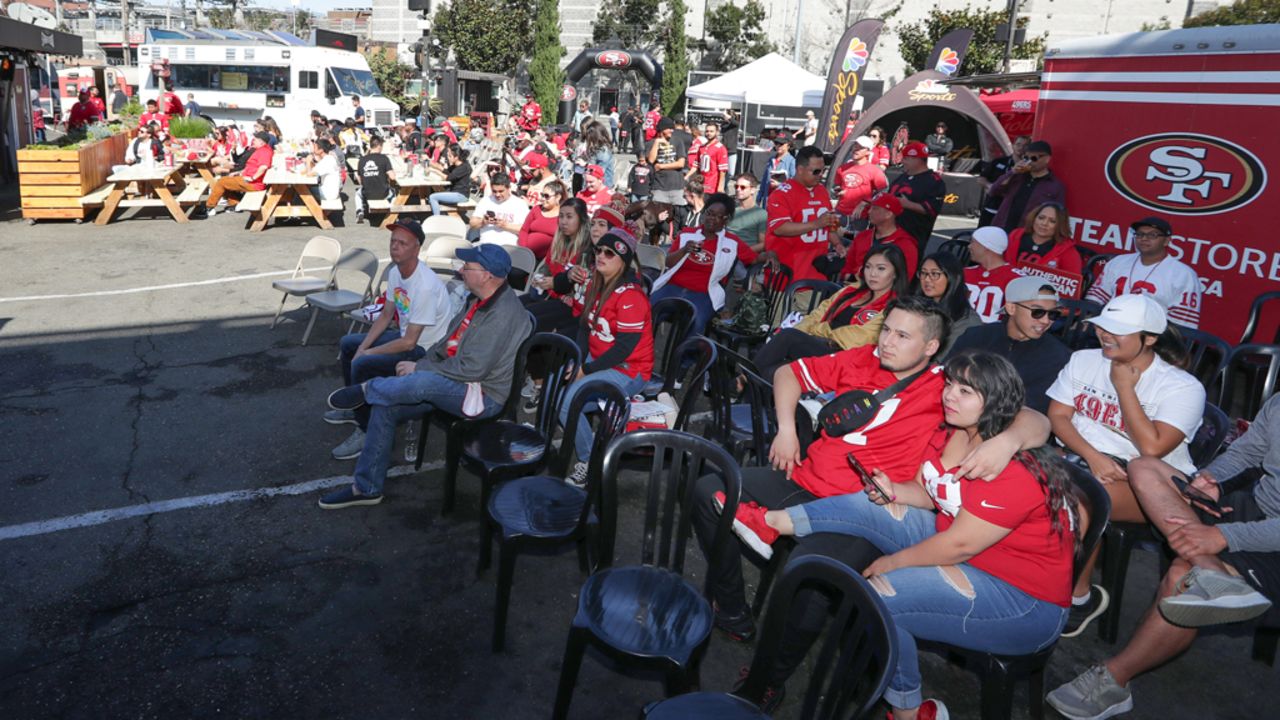 San Francisco 49ers Team Store - Clothing Store in SoMa