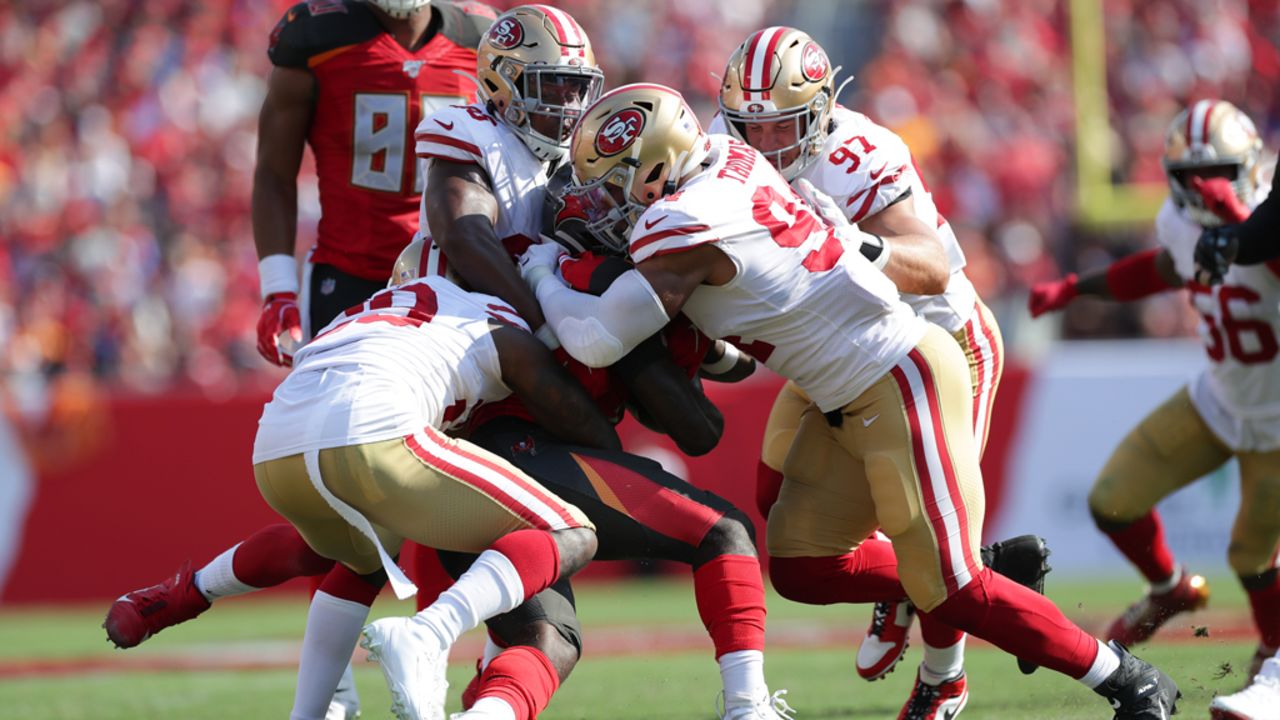 San Francisco 49ers linebacker Azeez Al-Shaair (51) reacts during an NFL  football game against the Tampa Bay Buccaneers, Sunday, Dec.11, 2022, in  Santa Clara, Calif. (AP Photo/Scot Tucker Stock Photo - Alamy