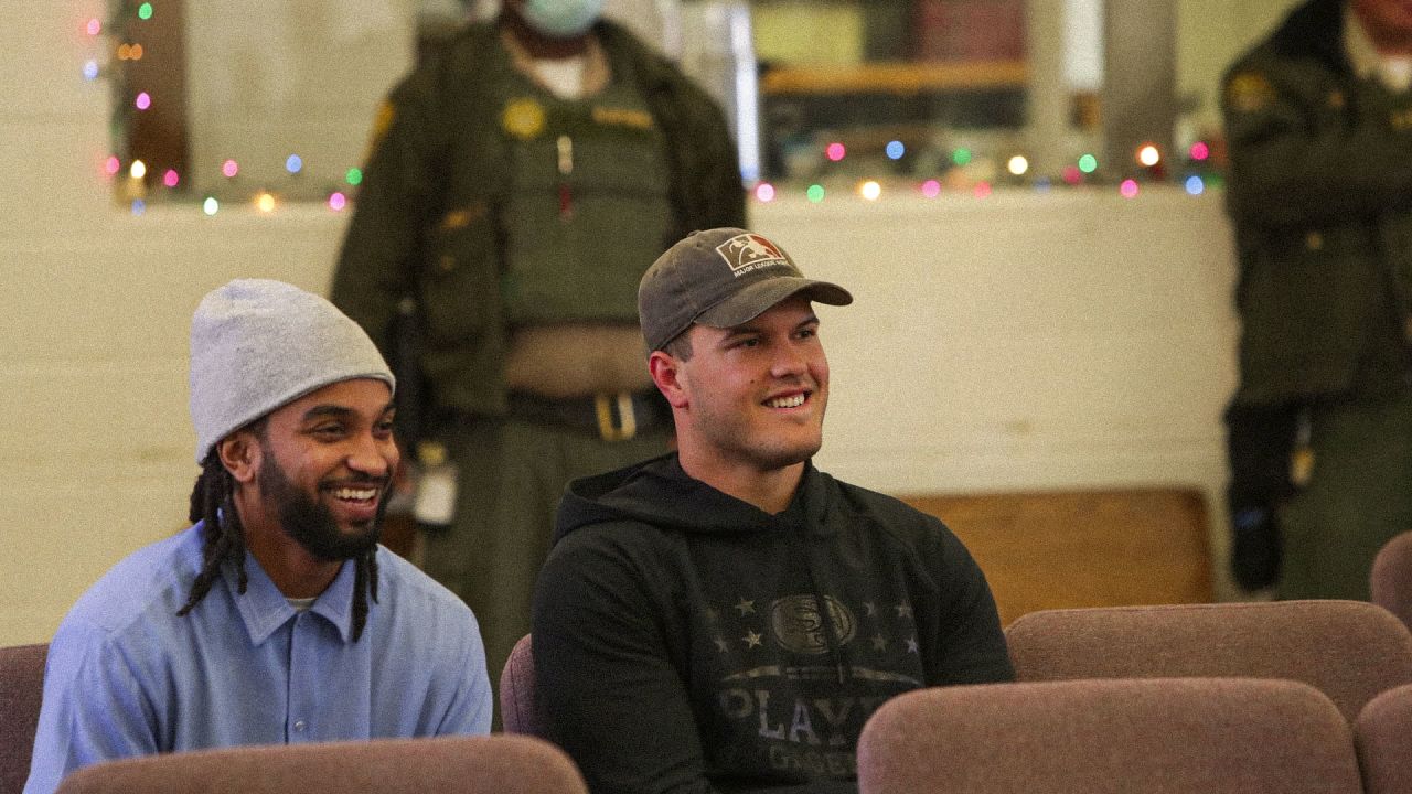 49ers Players #InspireChange on Trip to San Quentin State Prison