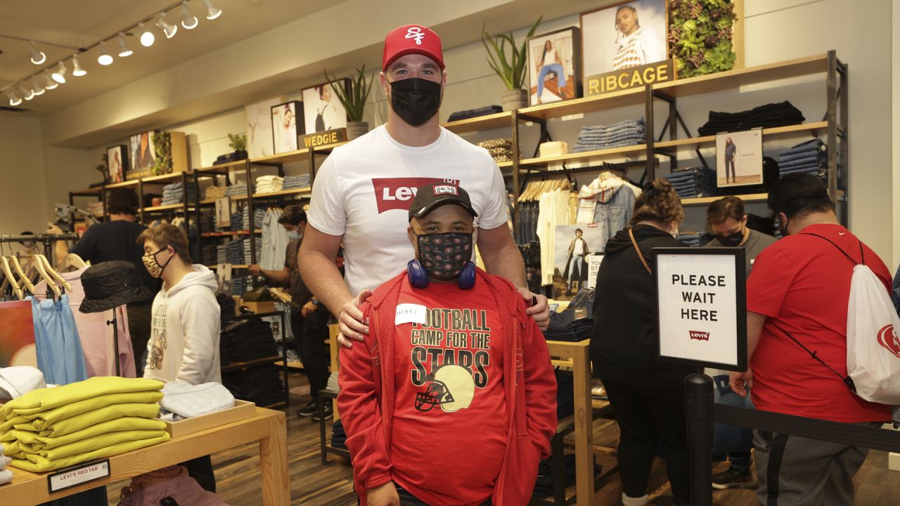 Levi's® and Mike McGlinchey Host Shop with a Player Event