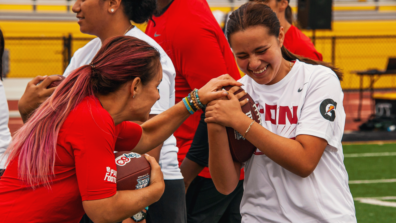 49ers PREP Hosts Second-Annual Girls Flag Football Skills Camp