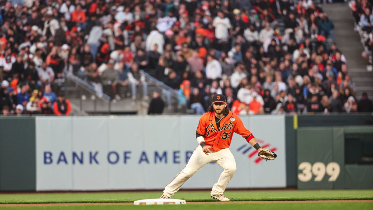 SF Giants officially activate SS Brandon Crawford for final game