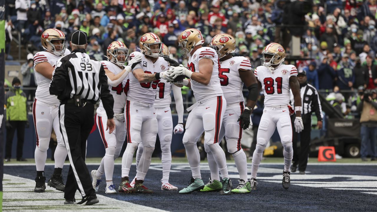 20,777 San Francisco 49ers V Seattle Seahawks Photos & High Res Pictures -  Getty Images