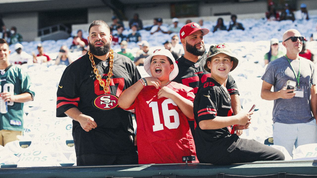 Faithful 49ers Fans Travel to Philadelphia Ahead of the NFC