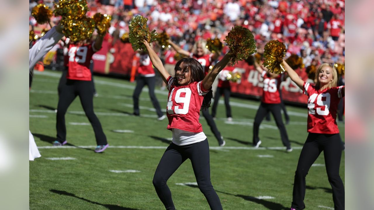 The Costume Lounge: AKD Founder Celebrates 49ers Gold Rush 30th