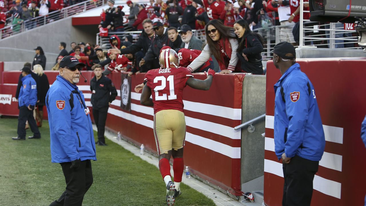 49ers Frank Gore In Store at Shoe Palace inside Westfield Valley