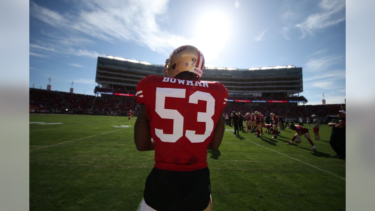 49ers' NaVorro Bowman returns home to D.C. for at-risk youth