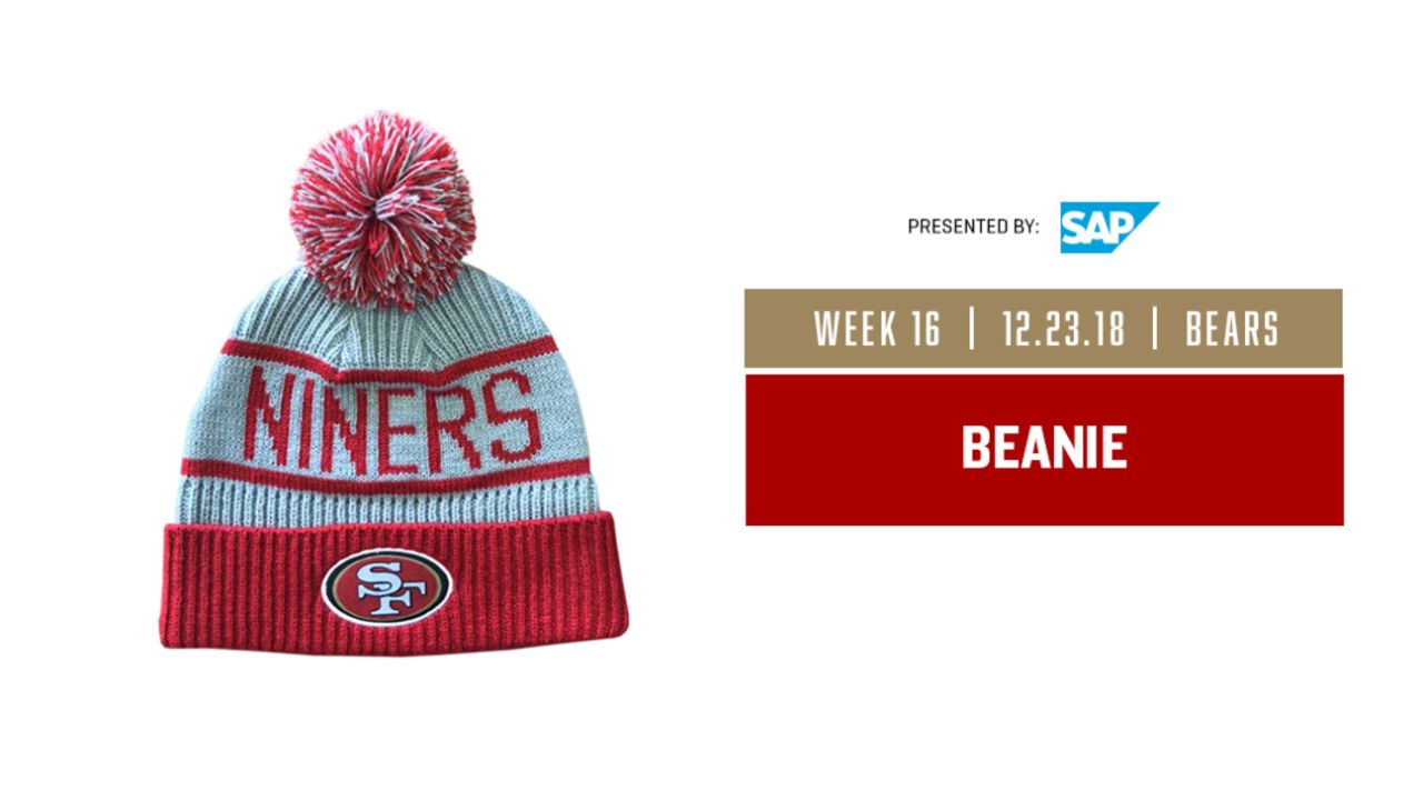 Photos: 49ers Reveal Season-long Giveaways