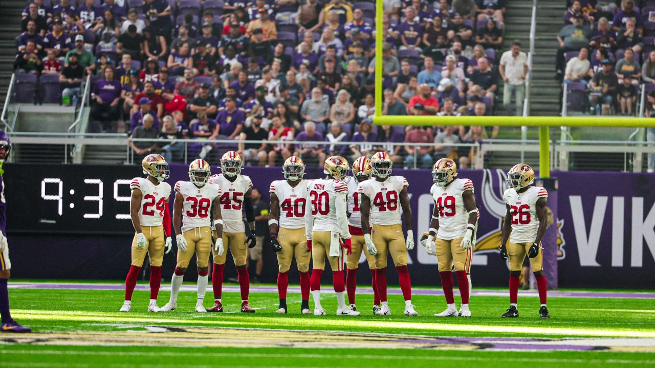 49ers OL Alfredo Gutierrez gets game ball after NFL debut