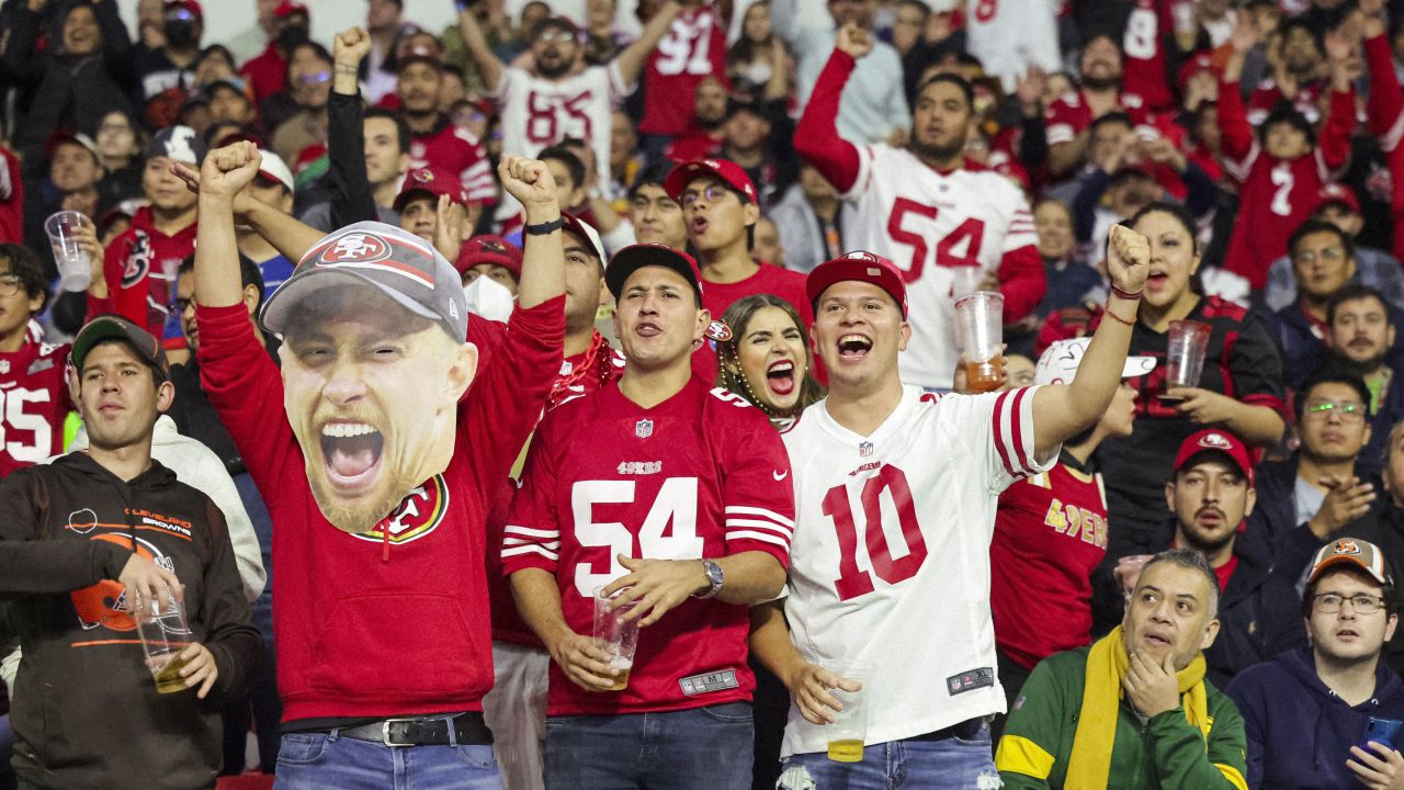 49ers Faithful Cheer on Team's Win in Mexico City