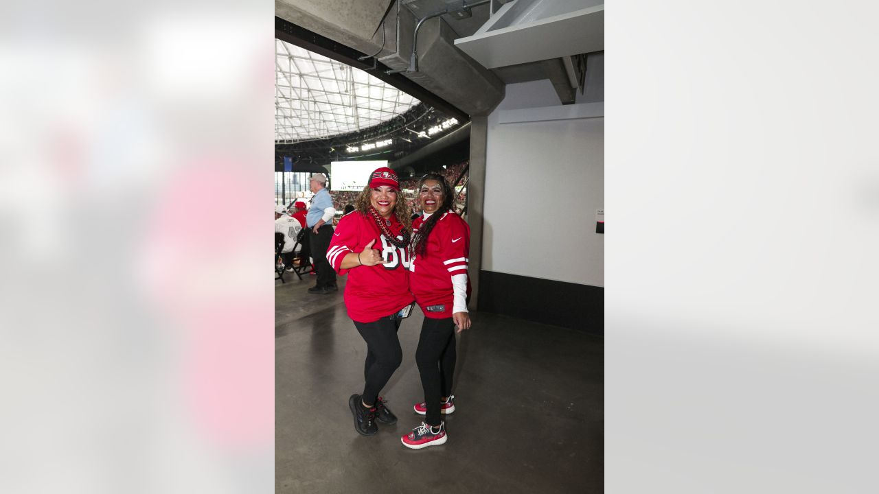 49ers Faithful Pack Allegiant Stadium on New Year's Day vs. Raiders