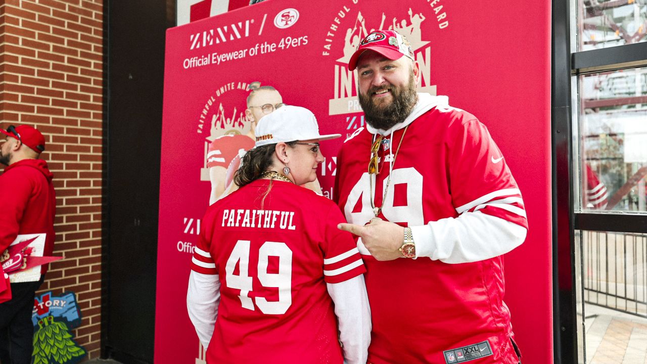 Faithful 49ers Fans Travel to Philadelphia Ahead of the NFC