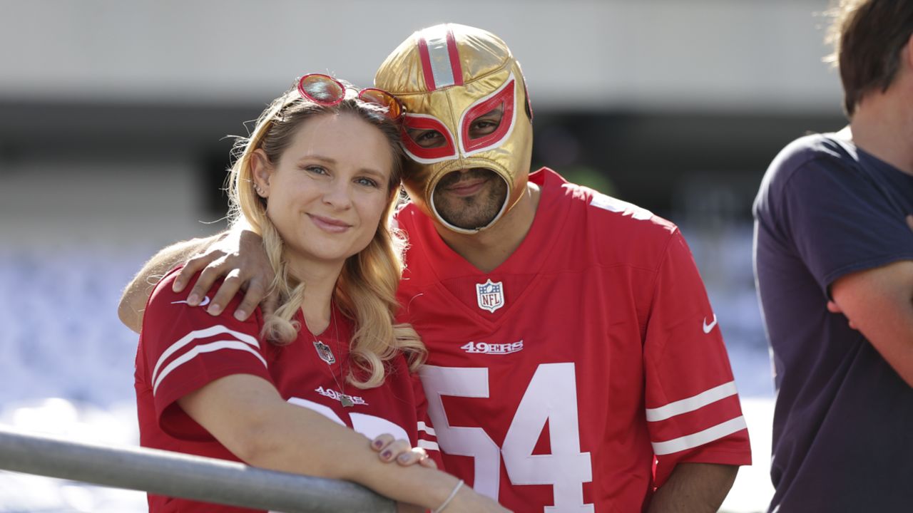 Are you one of the Faithful? Send us your 49ers fan photos