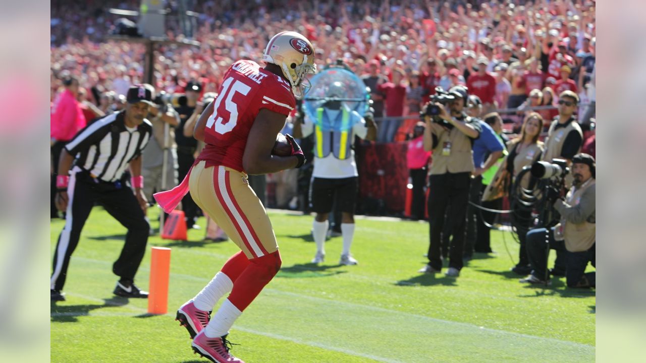 49ers Celebrate Breast Cancer Awareness