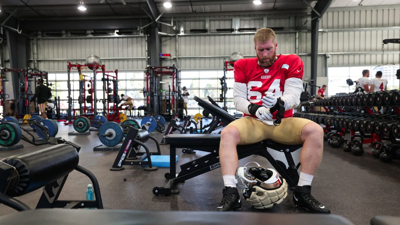 San Francisco 49ers' Alfredo Gutierrez takes part in drills during the NFL  team's football training camp in Santa Clara, Calif., Tuesday, Aug. 1,  2023. (AP Photo/Jeff Chiu Stock Photo - Alamy