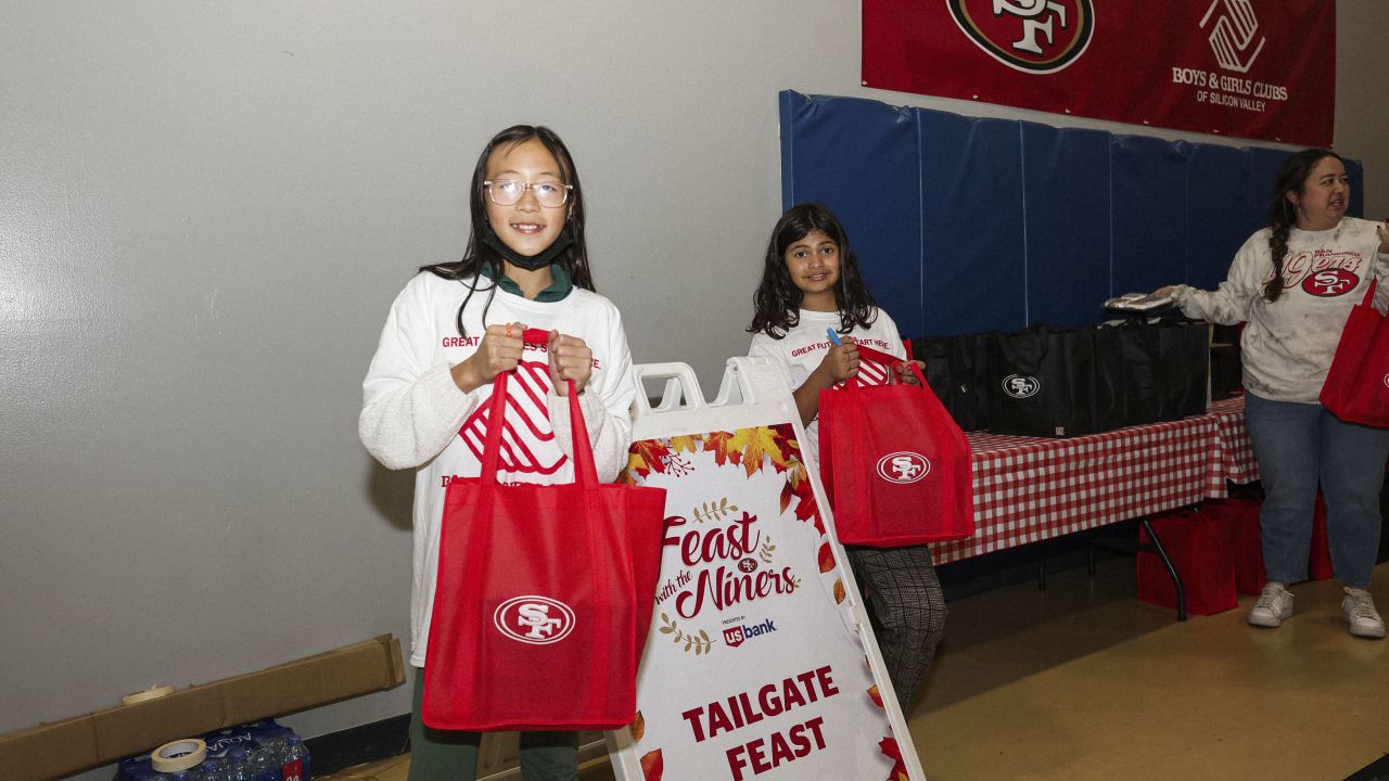 The Booster Club invites San Diegans to watch 49ers/Packers game at Vybz  Kitchen & Lounge 