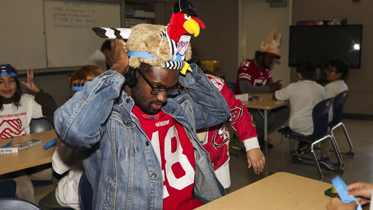 Funny San Francisco 49ers Dinner lady sassy classy and a tad