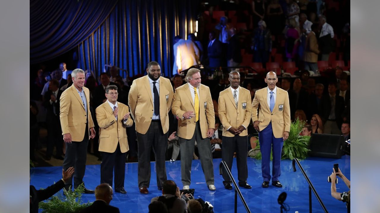 San Francisco 49ers - The one and only Edward J. DeBartolo Jr. joined us  for today's halftime ceremony honoring the 1981 and 1988 Super Bowl  Champions. Hopefully we see him in Canton