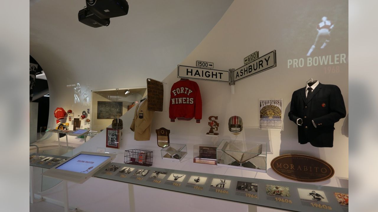 A Glimpse at the 49ers Museum