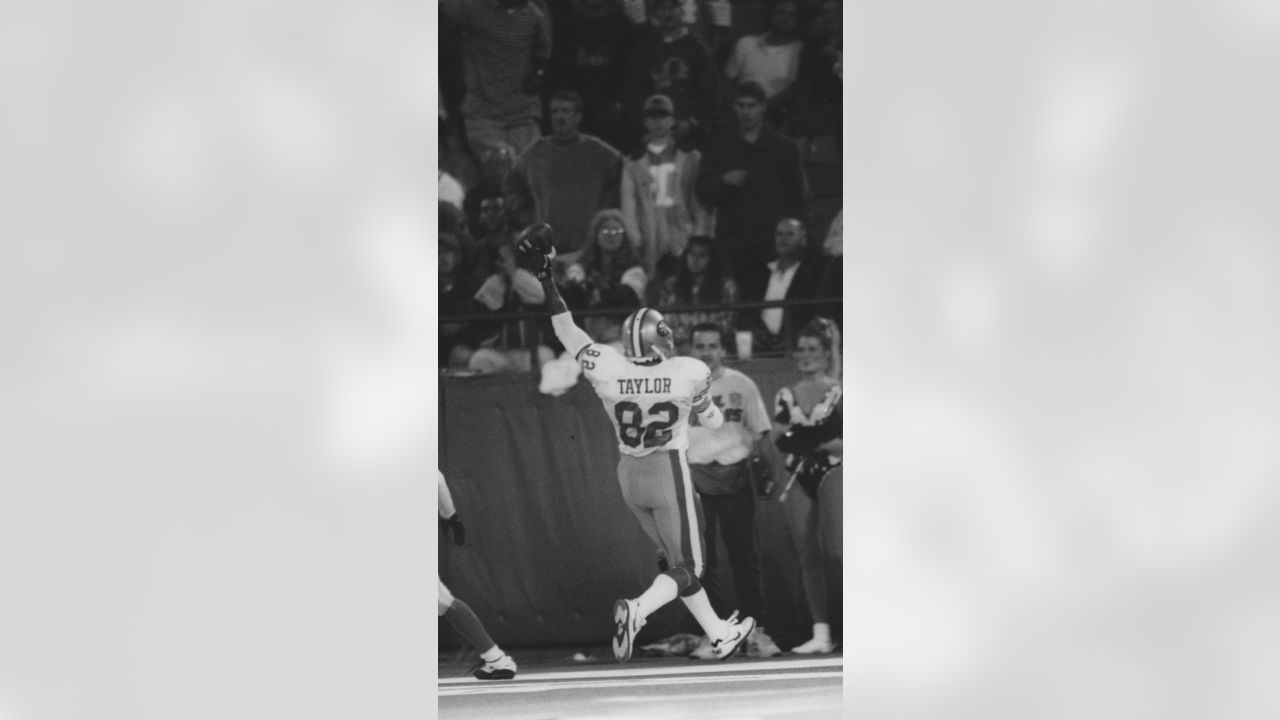 HORNETS' GREAT JOHN TAYLOR INDUCTED INTO 49ers HALL OF FAME - Delaware  State University